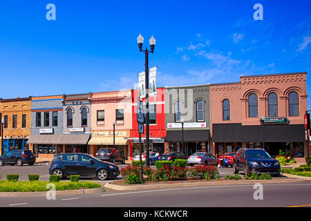 Downtown stores in Lebanon, Tennessee Stock Photo - Alamy