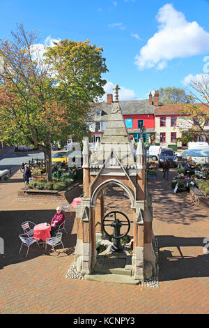 Weekly market on Market Hill, Woodbridge, Suffolk, England, UK Stock Photo