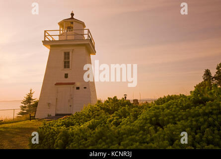 Walton Harbour lighthouse,Minas Basin, Nova Scotia, Canada Stock Photo