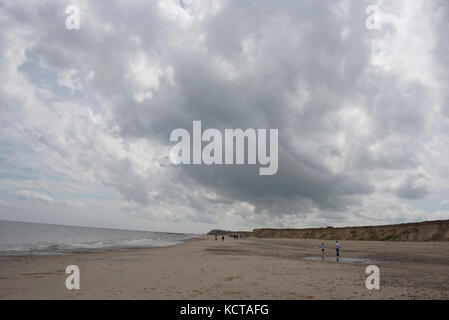 Norfolk beach with big sky: Happisburgh Stock Photo