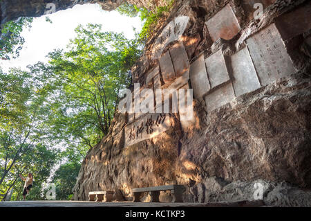 Stone inscriptions at Wooden Dragon Cave on Diecai Hill, Guilin, China Stock Photo