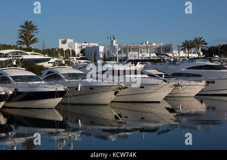 Yachts moored in Marina De Cala D'Or, Cala d'Or, Majorca, Balearic Islands, Spain. Stock Photo