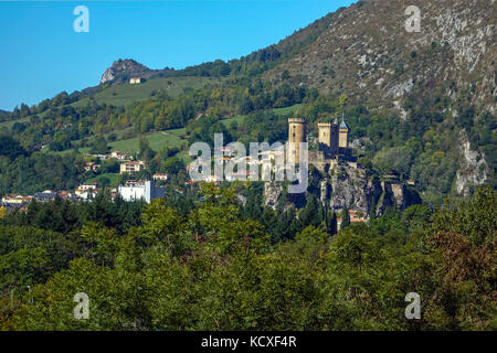 Castle of Foix (Chateau de Foix) . Cathar country. Ariege, Midi Pyrénées, France. Stock Photo