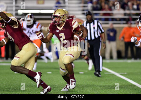 Chestnut Hill, Mass. 7th Oct, 2017. Boston College Eagles running back AJ Dillon (2) runs the ball during the NCAA division 1 football game between the Virginia Tech Hokies and the Boston College Eagles, held at Alumni Stadium, in Chestnut Hill, Mass. Eric Canha/CSM/Alamy Live News Stock Photo