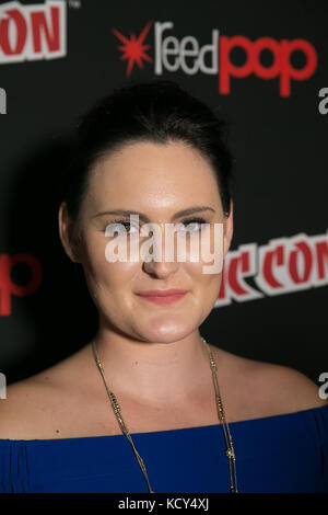 New York, New York October 7th 2017. Star Trek Cast Poses for Exclusive Portraits Back Stage at Madison Square Garden. Credit: Sppider/Alamy Live News Stock Photo