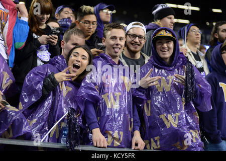 Seattle, WA, USA. 7th Oct, 2017. The UW student section (Dawg Pack) before a PAC12 football game between the Cal Bears and the Washington Huskies. The game was played at Husky Stadium on the University of Washington campus in Seattle, WA. Jeff Halstead/CSM/Alamy Live News Stock Photo
