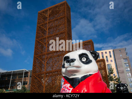 Birmingham, UK. 8th October, 2017. The final farewell of all the Big Sleuth bears with most of the bears at Eastside Park and 22 of the bears inside Millennium point. Its the last chance for the public to see all the bears together in one place before they are auctioned off to raise money for the Birmingam Childrens Hospital. Credit: steven roe/Alamy Live News Stock Photo