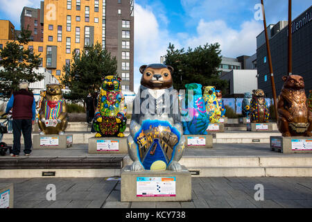 Birmingham, UK. 8th October, 2017. The final farewell of all the Big Sleuth bears with most of the bears at Eastside Park and 22 of the bears inside Millennium point. Its the last chance for the public to see all the bears together in one place before they are auctioned off to raise money for the Birmingam Childrens Hospital. Credit: steven roe/Alamy Live News Stock Photo