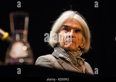Essen, Germany. 8 October 2017. American novelist Donna Leon (pictured) - writer of the Commissario Brunetti series set in Venice, Italy, headlines the lit.Ruhr literature festival. Event with German actress Annett Renneberg and presenter Antje Deistler at Zeche Zollverein. From 4th to 8th October 2017 the international literature festival lit.RUHR presents well known international authors in interviews and readings. Stock Photo