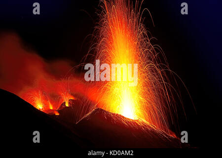 Volcanic eruption, Stromboli volcano, Stromboli Island, Lipari Islands, Italy Stock Photo