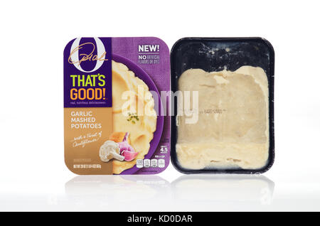 O THAT’S GOO ! refrigerated prepared comfort food  side dish by Oprah Winfrey of mashed potatoes with packaging on white background USA Stock Photo