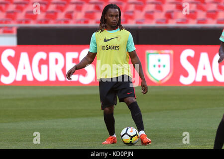 Lisbon, Portugal. 08th Oct, 2017. Portugal«s midfielder Renato Sanches during National Team Training session before the match between Portugal and Switzerland at Luz Stadium in Lisbon on October 8, 2017. ( Credit: Bruno Barros/Alamy Live News Stock Photo