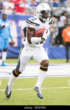 Los Angeles Chargers defensive back Asante Samuel Jr. (26) lines up for the  snap during an NFL football game against the Houston Texans, Sunday, Dec.  26, 2021, in Houston. (AP Photo/Matt Patterson