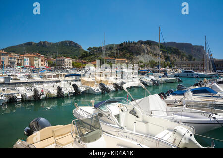 Cassis,France-august 10,2016:The port of Cassis, a French village with colorful boats moored on a summer day. Stock Photo