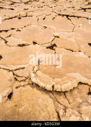 Close up photo of mineral formations on the sulphur lake Dallol in a volcanic explosion crater in the Danakil Depression, Ehtiopia. Stock Photo