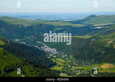 The 'Mont Dore' (63): the town in the valley, viewed from the mountain 'Puy de Sancy'. (Not available for postcard production). Stock Photo