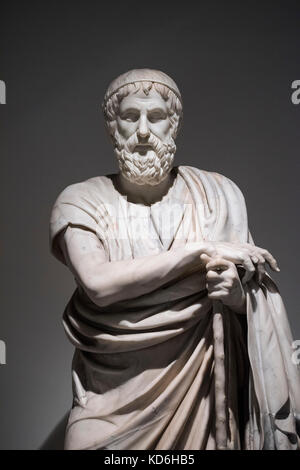 Naples. Italy. Statue of Isocrates with head of the Farnese Homeric / Sophocles type, (1st century B.C.) from the Villa dei Papiri, Herculaneum. Stock Photo