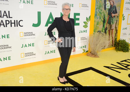 Hollywood, USA. 09th Oct, 2017. Jamie Lee Curtis arrives at the Los Angeles Premiere of National Geographic Documentary Films' 'Jane' at the Hollywood Bowl in Hollywood, California on October 9, 2017. Credit: The Photo Access/Alamy Live News