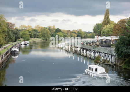 Teddington Weir and sluices on the River Thames, Teddington, England, UK Stock Photo