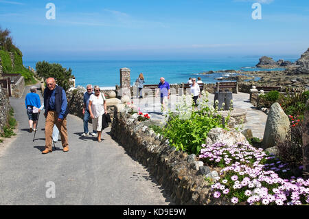 senior citizens on an out of main season holiday at st.agnes in cornwall, england, uk. Stock Photo