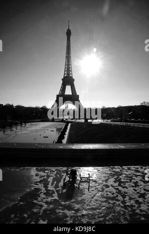 The Eiffel Tower viewed from the Jardins du Trocadero. Paris. Stock Photo