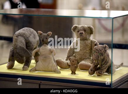 Winnie the pooh original sales dolls