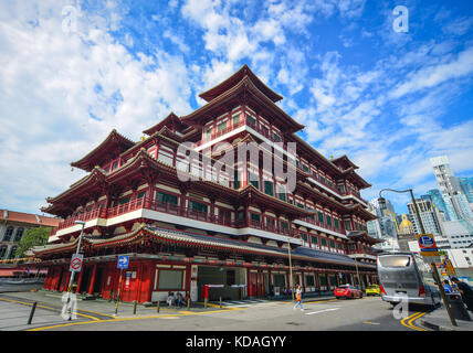 Singapore - Jun 12, 2017. View of Tooth Relic Temple and Museum in Singapore. The remarkable temple, in the heart of Singapore Chinatown, has much to  Stock Photo