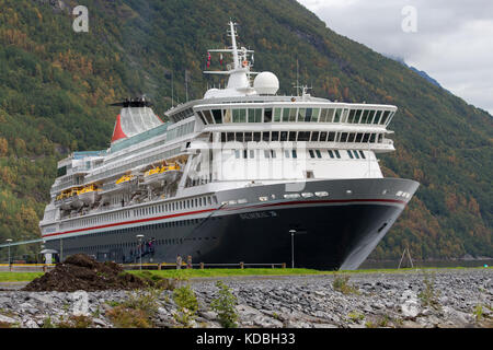 The MS Balmoral cruise liner visiting Hellesylt on the Norwegian Fjord of Sunnylvsfjorden Stock Photo