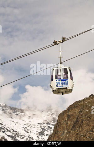Italy, Aosta Valley, Valtournenche, Cableway Stock Photo