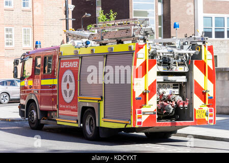 London Fire Brigade engine, Reading Lane, Hackney Central, Borough of Hackney, Greater London, England, United Kingdom