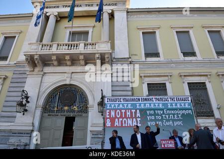 Athens, Greece, 13th October, 2017. National Bank of Greece pensioners protest outside the bank's headquarters against pension cuts in Athens, Greece. Credit: Nicolas Koutsokostas/Alamy Live News. Stock Photo