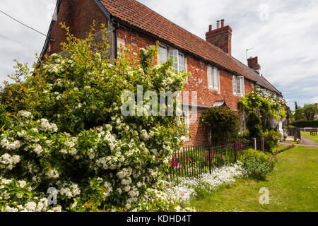 Cottages in the village of Steeple Ashton, Wiltshire, England, UK Stock Photo