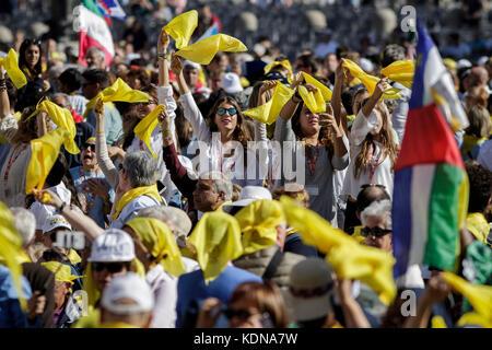 Vatican City, Vatican. 14th Oct, 2017. Pope Francis attends an audience to the Vincentian Family (Saint Vincent de Paul) on the 4th centenary of the Vincentian Charism in St. Peter's Square in Vatican City, Vatican on October 14, 2017. Pope Francis received members of the Vincentian Family in St. Peter's Square on Saturday, in occasion of the 4th centenary of the origin of their charism of service on behalf of the poor. Credit: Giuseppe Ciccia/Pacific Press/Alamy Live News Stock Photo