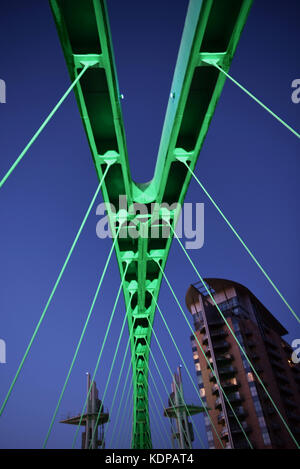 Calitrava Lift Bridge Salford Quays Stock Photo
