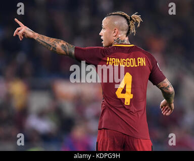 Roma, Italy. 14th Oct, 2017. Roma's Radja Nainggolan gestures during a Serie A soccer match between Roma and Napoli in Rome, Italy, Oct. 14, 2017. Napoli won 1-0. Credit: Alberto Lingria/Xinhua/Alamy Live News Stock Photo