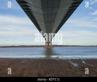 Humber Suspension Bridge, crossing the River Humber Estuary, Between North Lincolnshire and East Yorkshire, England, UK Stock Photo