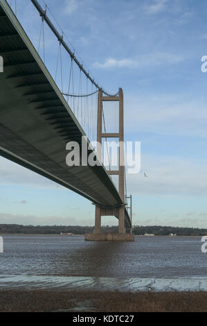 Humber Suspension Bridge, crossing the River Humber Estuary, Between North Lincolnshire and East Yorkshire, England, UK Stock Photo