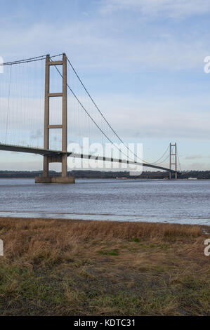 Humber Suspension Bridge, crossing the River Humber Estuary, Between North Lincolnshire and East Yorkshire, England, UK Stock Photo