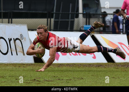 Colombo, Sri Lanka. 15th Oct, 2017. ?Ryan Meacheam of Hong kong scores a try during the Asia Rugby Men's Sevens 2017 match between Hong Kong and Chinese Taipei at Race Course Ground on 15 October 2017 in Colombo, Sri Lanka. Credit: Musthaq Thasleem/Pacific Press/Alamy Live News