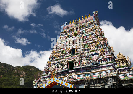 The Seychelles, Mahe, Victoria, Quincy Street, Arul  Mihu Sri Navasakthi Vinayagar Thunai Hindu Kovil Sangam, temple, gopuram detail Stock Photo