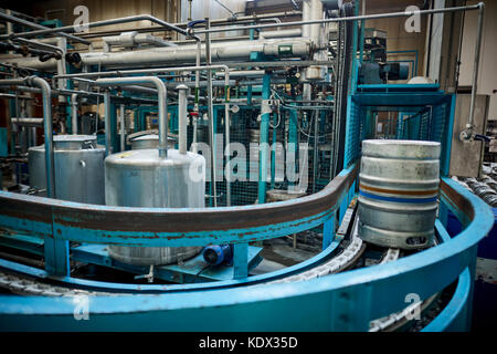 Robinsons Brewery in Stockport brew the first production of LionHeart for Brookfield Brewery  Pictured the bottling plant Stock Photo