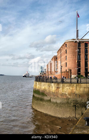 Liverpool, UK. The Colonnades along the River Mersey waterfront, warehouses restored and converted for residential, retail and museum use Stock Photo