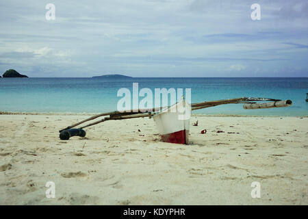 Small fishing boat in Malapascua, Philippines : r/chicagobulls