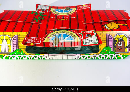 Roach control trap japanese hi-res stock photography and images - Alamy