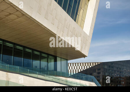 Pier Head, Liverpool, UK. The Museum of Liverpool (2011) by the Danish architects 3XN. It stands on the waterfront overlooking the River Mersey Stock Photo