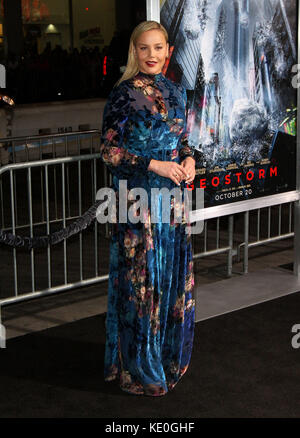 Hollywood, CA, USA. 16th Oct, 2017. 16 October 2017 - Hollywood, California - Abbie Cornish. 'Geostorm'' World Premiere held at the TCL Chinese Theatre in Hollywood. Credit: AdMedia/ZUMA Wire/Alamy Live News Stock Photo