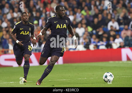 Madrid, Spain. 17th Oct, 2017. Moussa Sissoko (midfielder; Tottenham Hotspur) in action during the UEFA Champions League match between Real Madrid and Tottenham Hotspur at Santiago Bernabeu on October 17, 2017 in Madrid Credit: Jack Abuin/ZUMA Wire/Alamy Live News Stock Photo