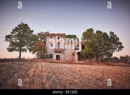 Rural landscape, old farmhouse with olive trees, Italy Stock Photo