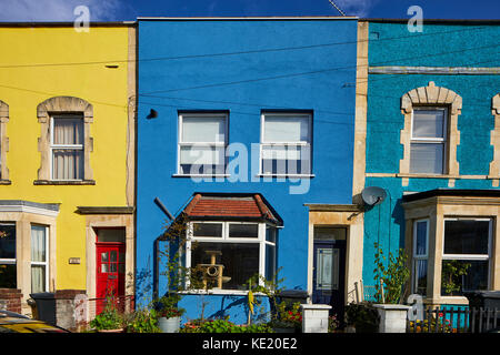 Hill street terraced Victorian housing on steep streets at Totterdown  an inner suburb just outside Bristol city centre Stock Photo