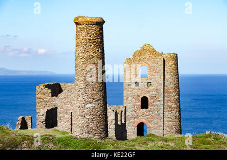 world heritage site, aonb, the old wheal cotes tin mine at st.agnes head in cornwall, england, britain, uk. Stock Photo